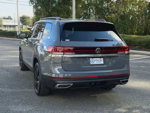 New 2026 Volkswagen Atlas SE image 7