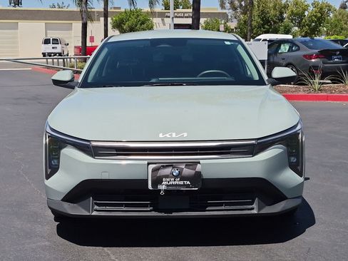 Used 2025 Kia K4 FWD image 3