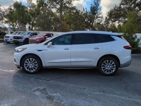Used 2018 Buick Enclave Premium w/ Experience Buick Package image 8