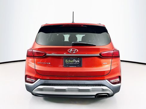 Used 2020 Hyundai Santa Fe SE image 7