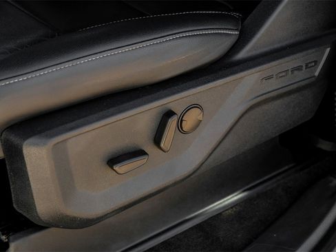 Used 2022 Ford F150 XLT w/ Equipment Group 302A High image 35