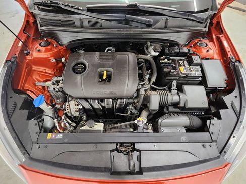 Used 2022 Kia Forte LXS FWD image 32