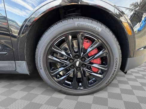 Used 2022 Cadillac XT5 Sportv w/ LPO, ONYX Package image 8