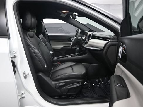 Used 2025 Jeep Compass Limited AWD/4WD image 27