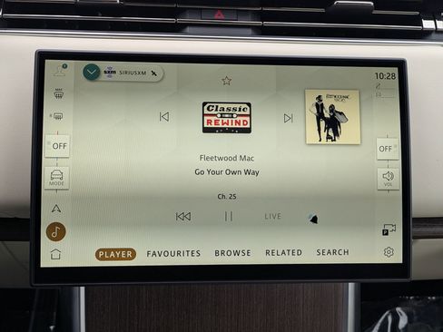 New 2026 Land Rover Range Rover SE image 12