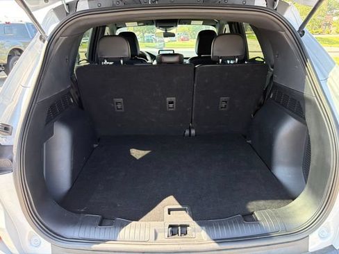 Used 2025 Ford Escape ST-Line FWD image 7