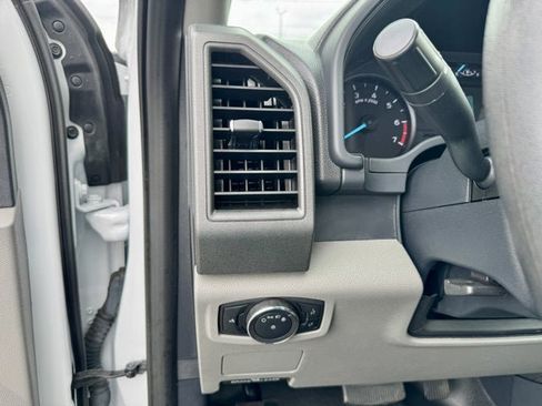 Used 2022 Ford F250 XL w/ Power Equipment Group AWD/4WD image 16