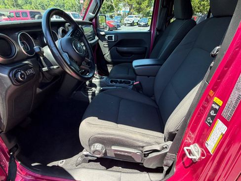 Used 2021 Jeep Wrangler Unlimited Sport AWD/4WD image 14
