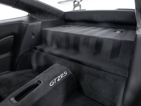 Used 2018 Porsche 911 GT2 RS image 44