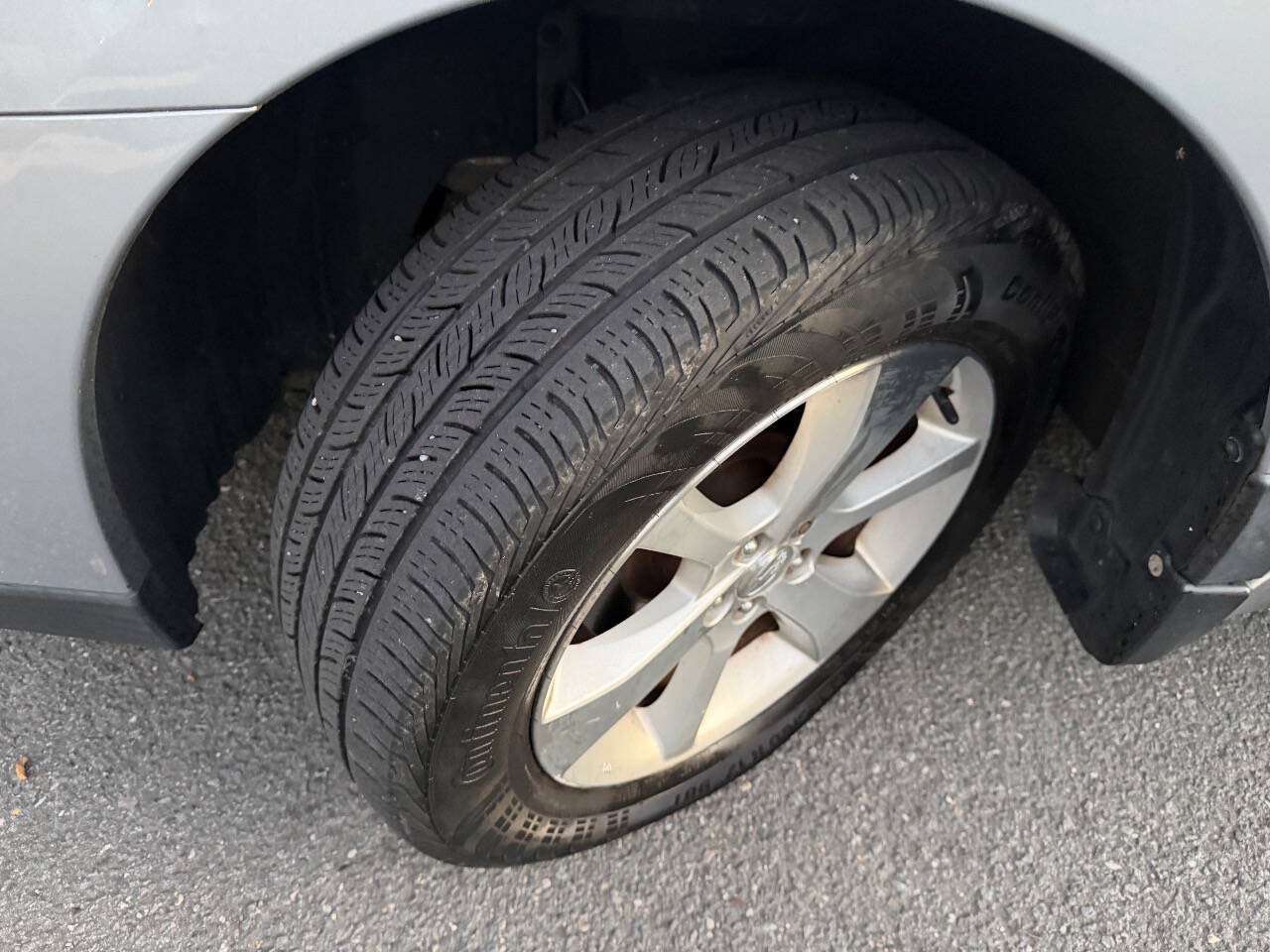 Used 2013 Subaru Outback 2.5i Limited w/ Popular Pkg 3 AWD/4WD image 22