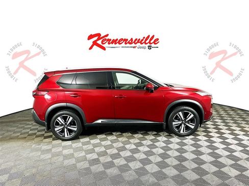 Used 2023 Nissan Rogue SL w/ SL Premium Package image 8