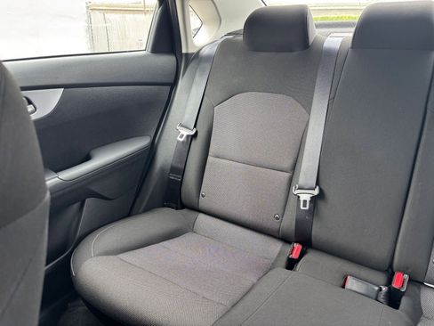 Used 2024 Kia Forte LXS FWD image 37