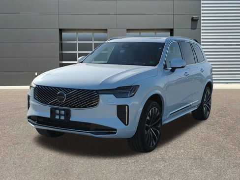 New 2026 Volvo XC90 B6 Ultra w/ Protection Package Premier AWD/4WD image 3
