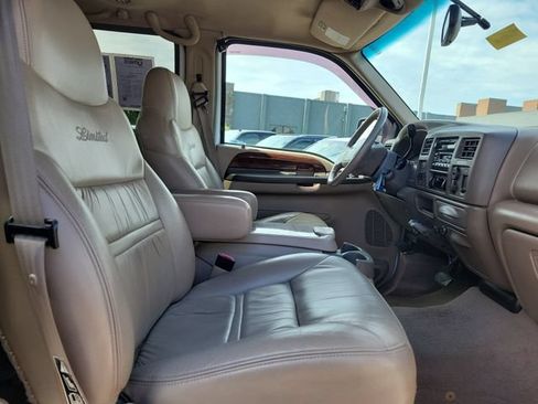 Used 2000 Ford Excursion Limited AWD/4WD image 26