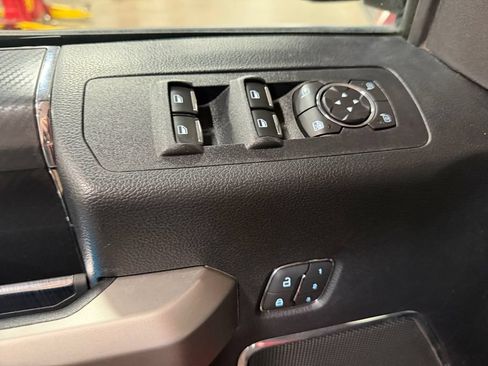 Used 2020 Ford F150 Lariat w/ Equipment Group 502A Luxury AWD/4WD image 26