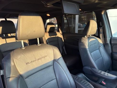 Used 2022 Honda Pilot Black Edition image 14