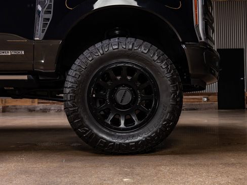 Used 2025 Ford F250 King Ranch w/ Tremor Off-Road Package image 11