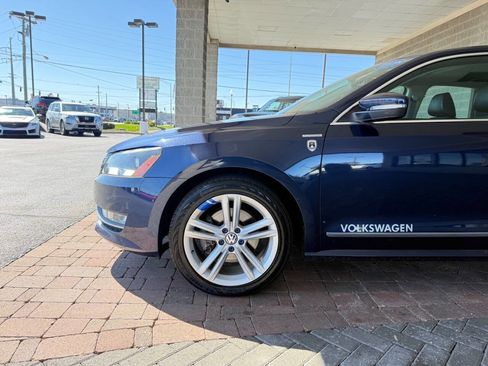 Used 2014 Volkswagen Passat TDI SE image 4