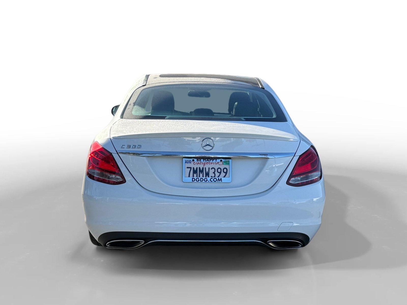 Used 2015 Mercedes-Benz C 300 Sedan image 4