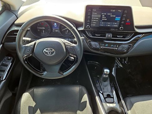Used 2021 Toyota C-HR Limited FWD image 18