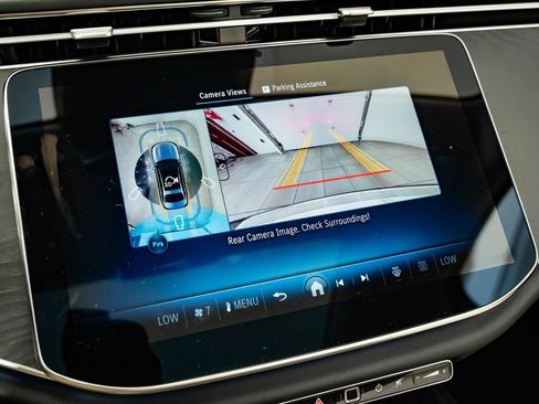 New 2026 Mercedes-Benz E 350 4MATIC Sedan image 34