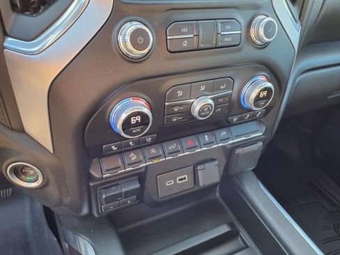 Used 2022 GMC Sierra 1500 SLT w/ SLT Premium Package image 33