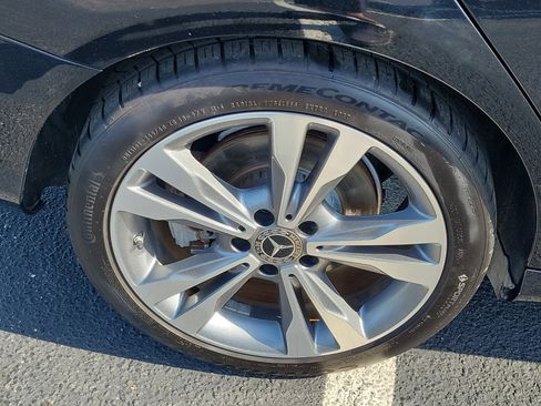 Used 2019 Mercedes-Benz C 300 Sedan image 10