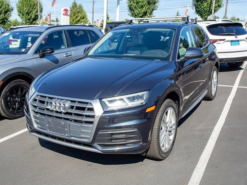 Used 2018 Audi Q5 2.0T Premium Plus w/ Premium Plus Package AWD/4WD image 3