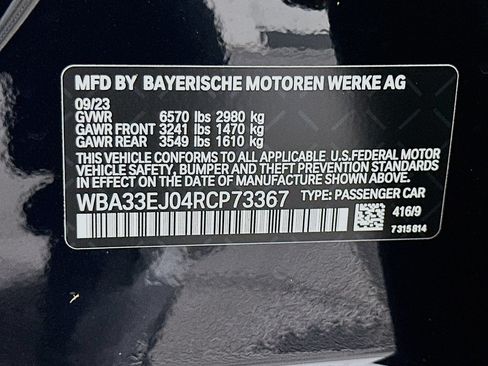 Used 2024 BMW 760i xDrive w/ Executive Package AWD/4WD image 32