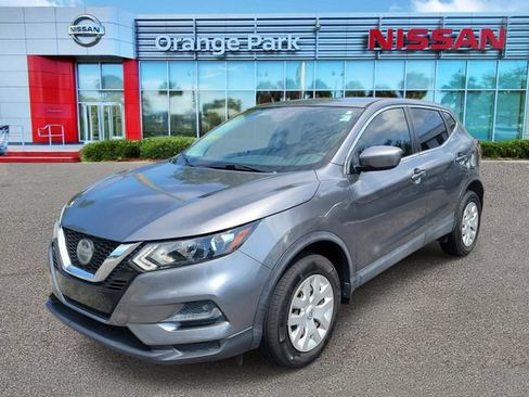 Used 2020 Nissan Rogue Sport S FWD image 4