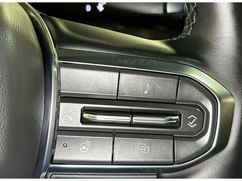 Used 2025 GMC Sierra EV Denali AWD/4WD image 27