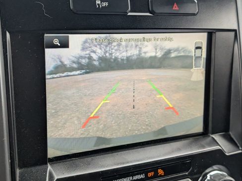 Used 2015 Ford F150 XLT w/ Equipment Group 302A Luxury image 19