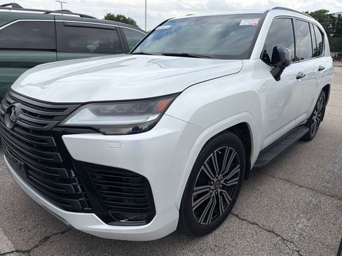 Used 2023 Lexus LX 600 4WD w/ Appearance Package image 1