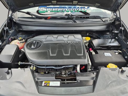 Used 2016 Jeep Cherokee Trailhawk w/ Leather Interior Group AWD/4WD image 10