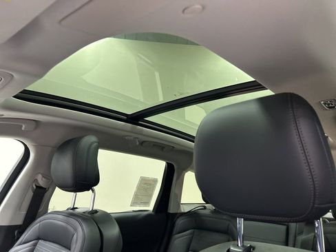 New 2026 Lincoln Nautilus Reserve AWD/4WD image 28