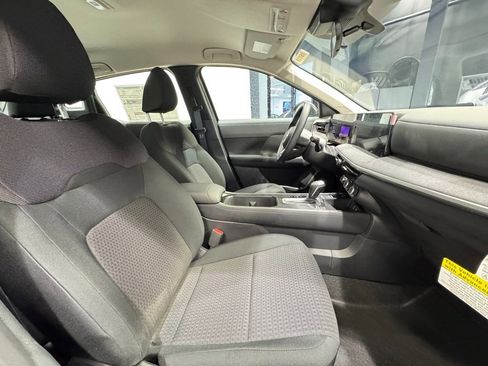 Certified 2025 Nissan Kicks S image 26