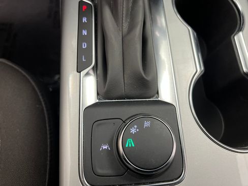 Used 2025 Chevrolet Blazer LT FWD image 47