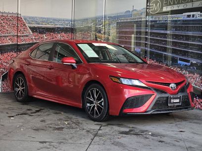Used 2021 Toyota Camry SE w/ Convenience Package