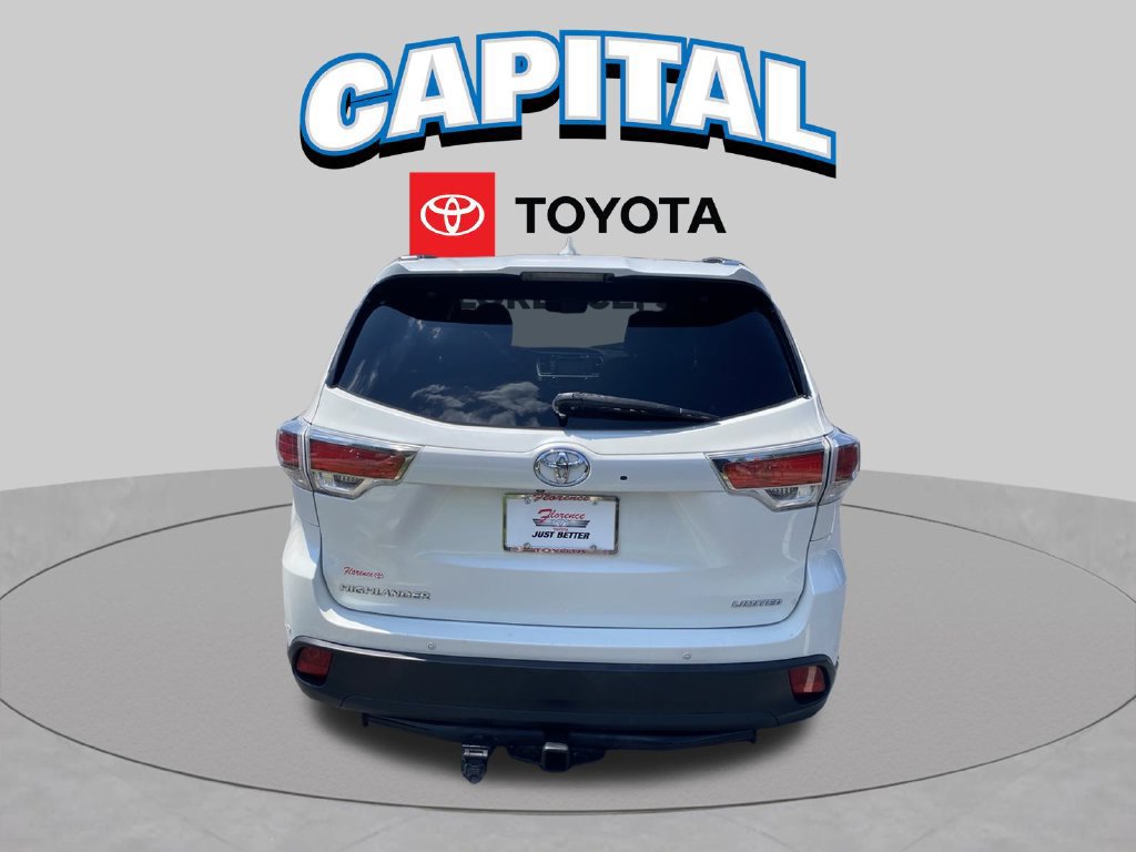 Used 2016 Toyota Highlander Limited Platinum FWD image 14