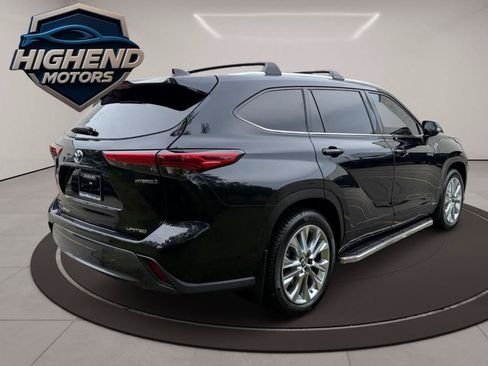 Used 2021 Toyota Highlander Limited AWD/4WD image 6