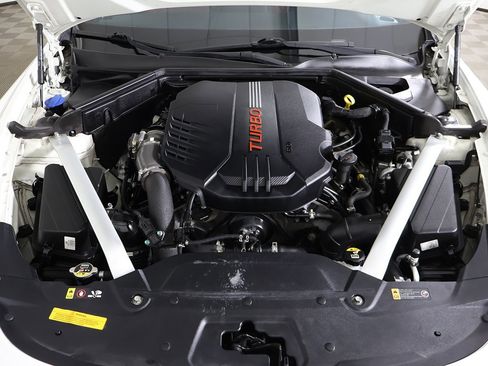 Used 2019 Kia Stinger GT1 image 24