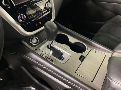 Used 2016 Nissan Murano S FWD image 19
