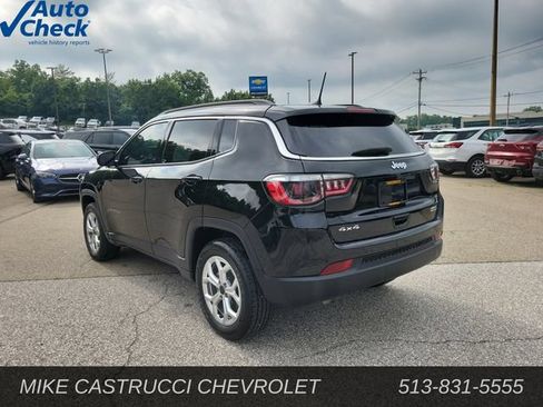Used 2025 Jeep Compass Latitude AWD/4WD image 3