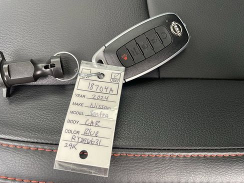 Used 2024 Nissan Sentra SR w/ SR Premium Package image 20