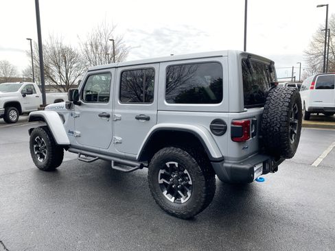 Used 2024 Jeep Wrangler Unlimited Rubicon 4xe image 7