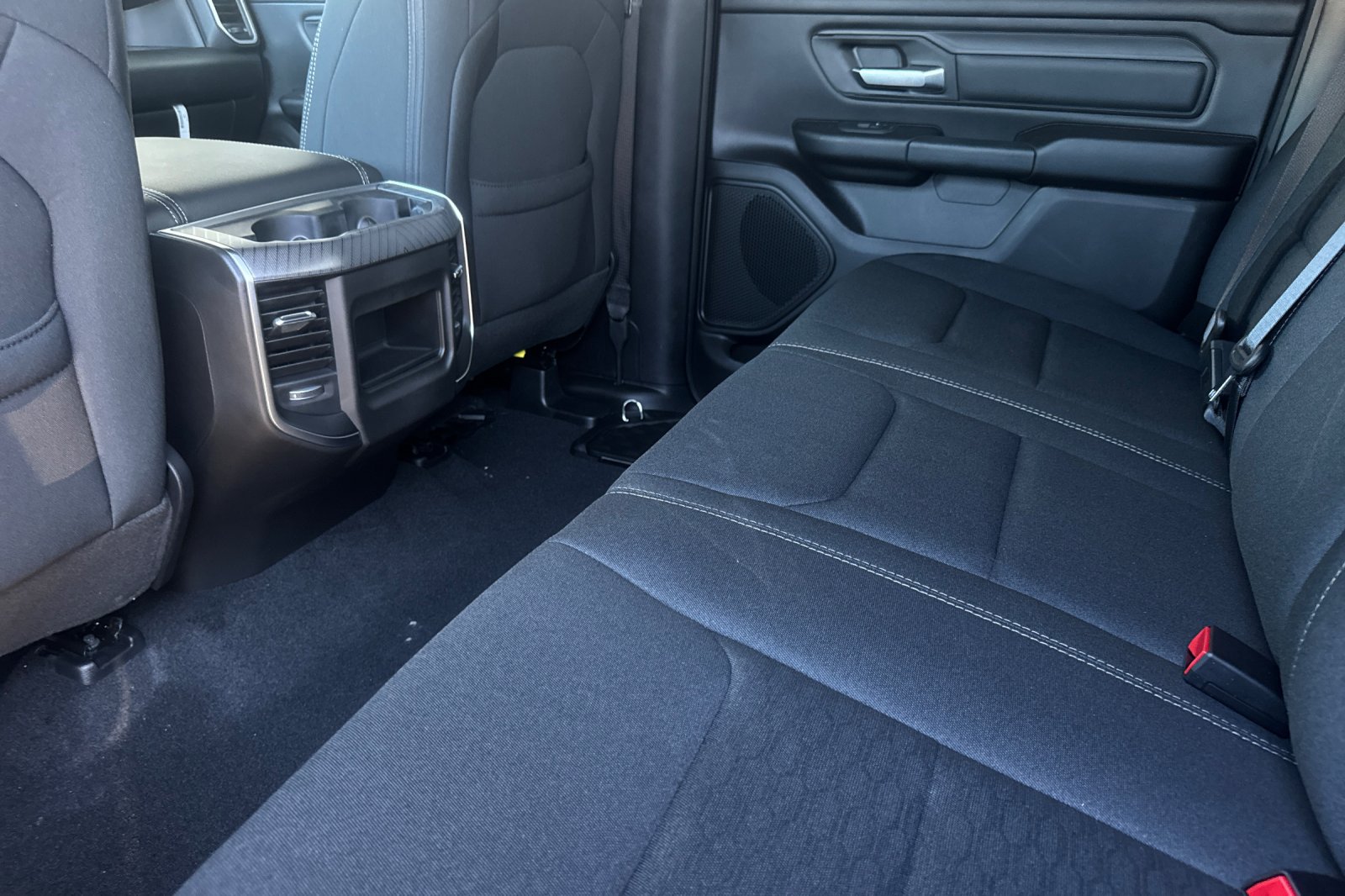 New 2026 RAM 1500 Express AWD/4WD image 11