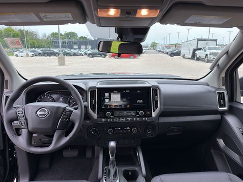 New 2026 Nissan Frontier SV AWD/4WD image 29