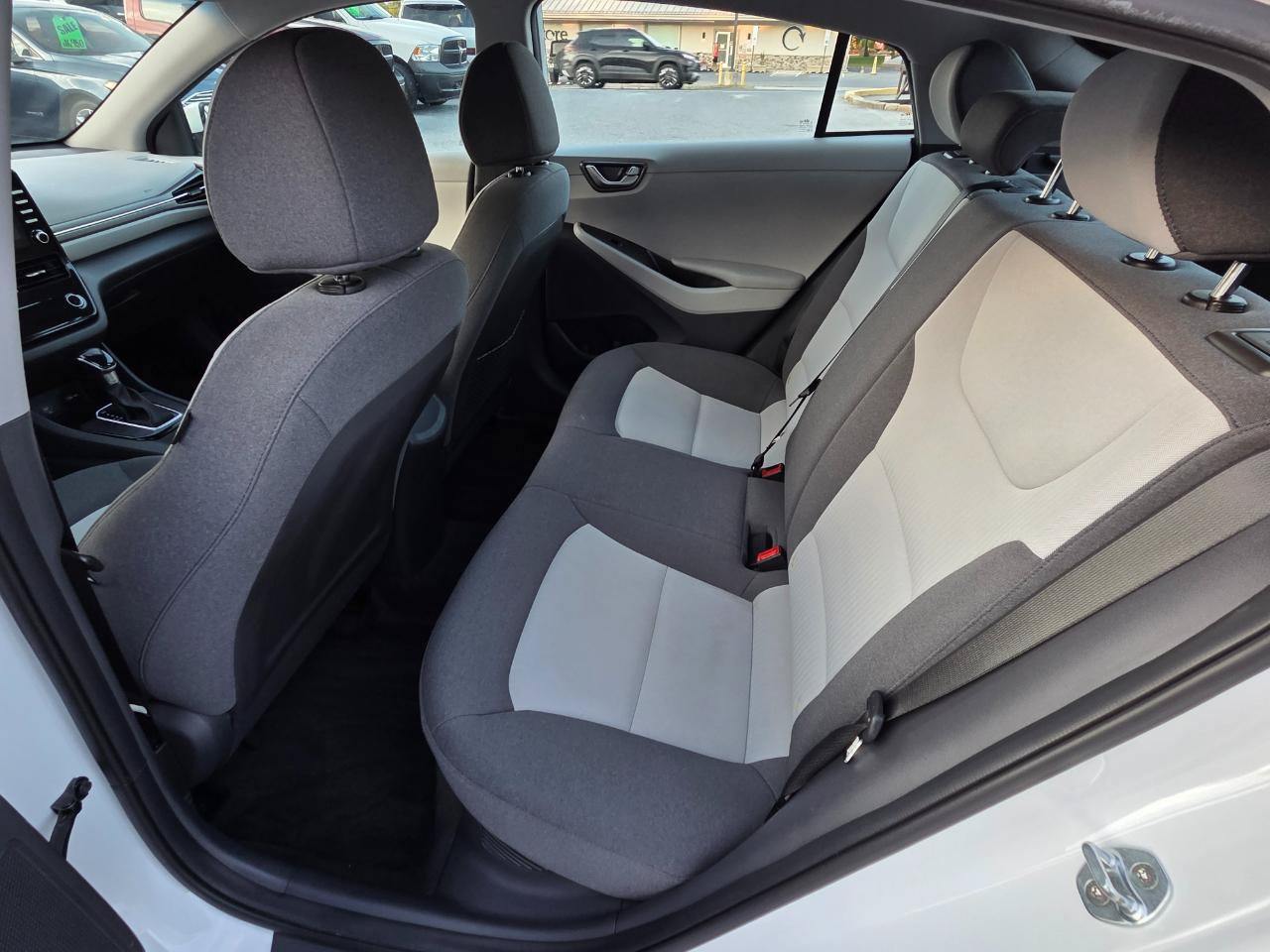 Used 2020 Hyundai Ioniq Blue FWD image 21