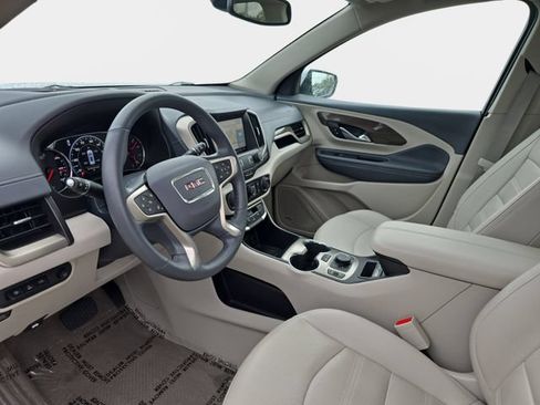 Used 2024 GMC Terrain Denali w/ Denali Premium Package AWD/4WD image 19