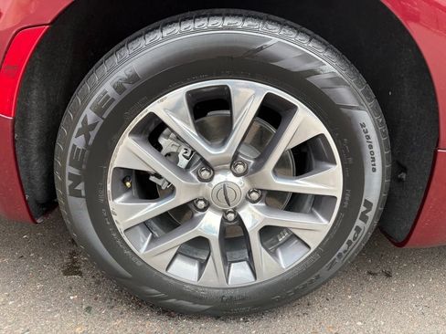 Certified 2023 Chrysler Pacifica Pinnacle FWD image 6